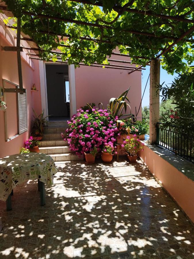 Garden Of Olive Trees Villa Asfendiles Esterno foto